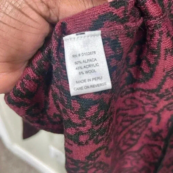 NWT NOVICA Alpaca Blend Cardigan with Burgundy Paisley Motifs Womens L - Picture 5 of 6